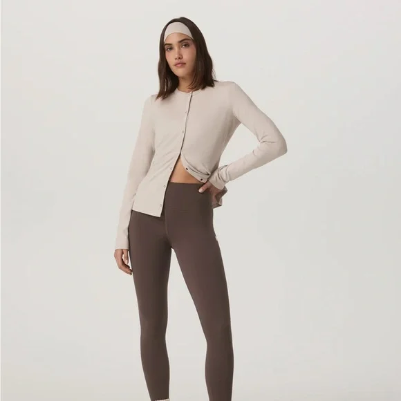 Vuori Long Sleeve Halo Snap Cardigan Extra Small Ecru Heather - Picture 2 of 9